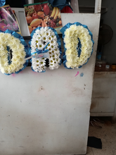 Writing Wreaths ( DAD, MOM, GRANDMA etc) $25 per letter